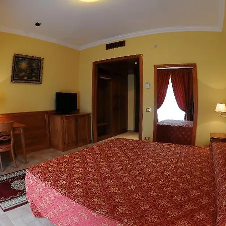 Grand Vigna Nocelli فندق لوتشرا