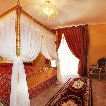 Grand Vigna Nocelli فندق لوتشرا