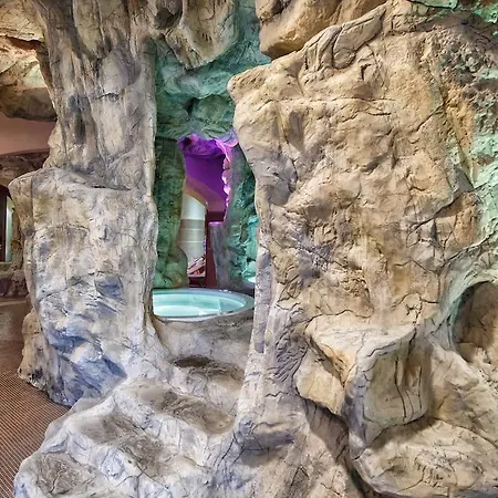 Grand Vigna Nocelli 5* لوتشرا