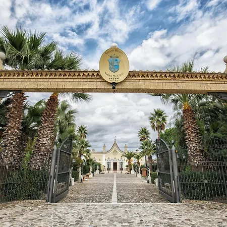 维尼亚诺切利大酒店